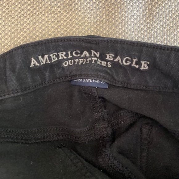 American Eagle Black High Rise Jegging Jeans - Picture 5 of 6